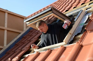 Pose de fenêtres de toit Velux à Guerting